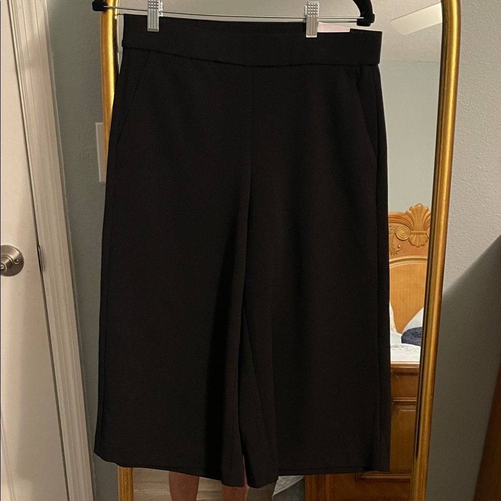 White House Black Market Black Wide Leg Pants
